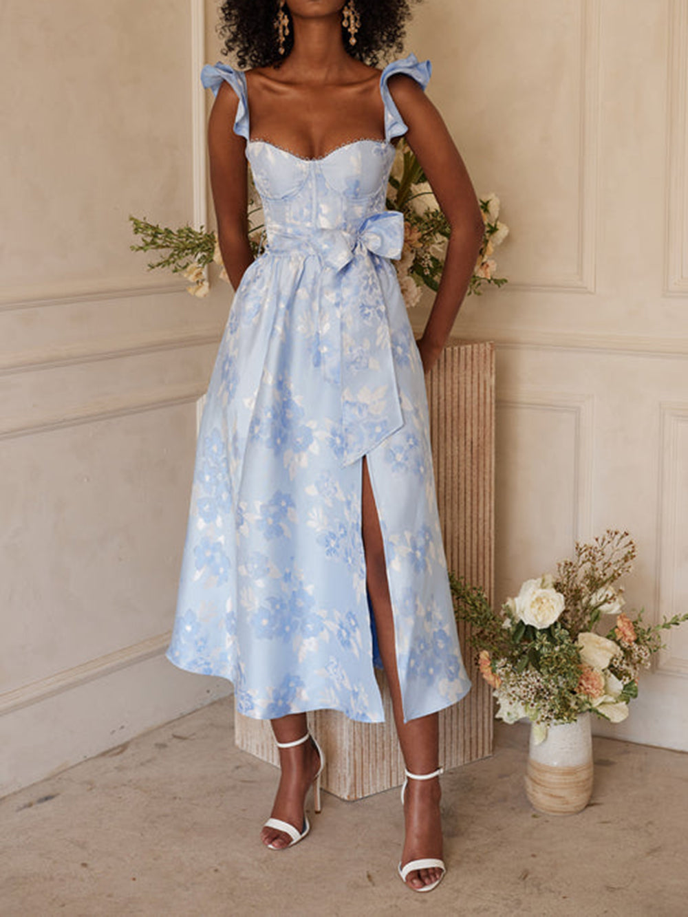 Robe nouée à la taille imprimée à manches papillon