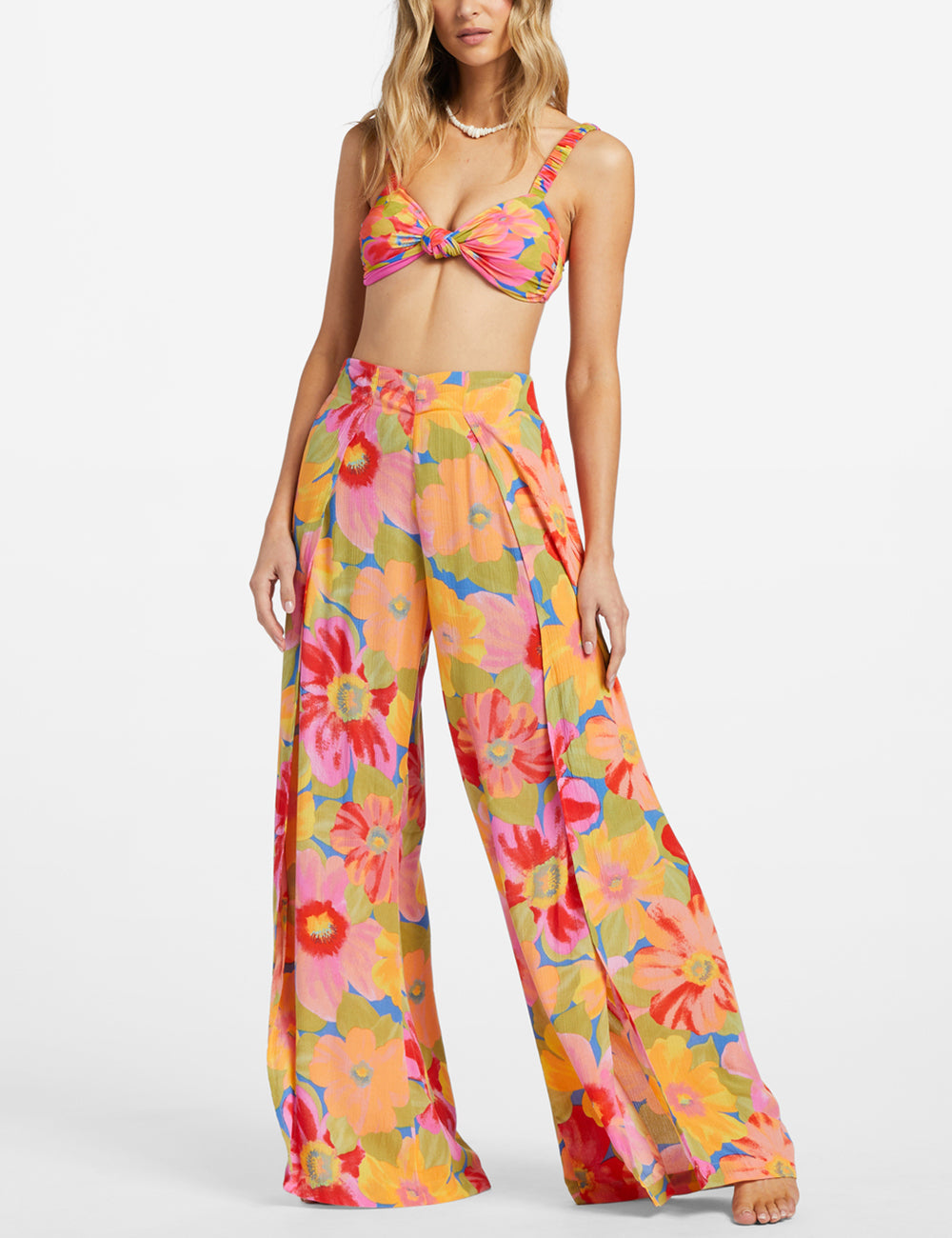 Pantalon fleuri esprit fendu