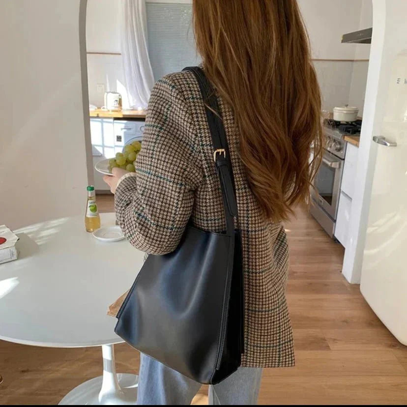 AVA | Sac à Main Élégant et Pratique pour un Style Intemporel